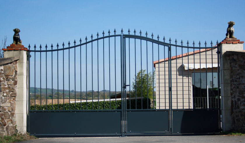 Fabrication de portail en Vendée par la société Fortin du Boupère